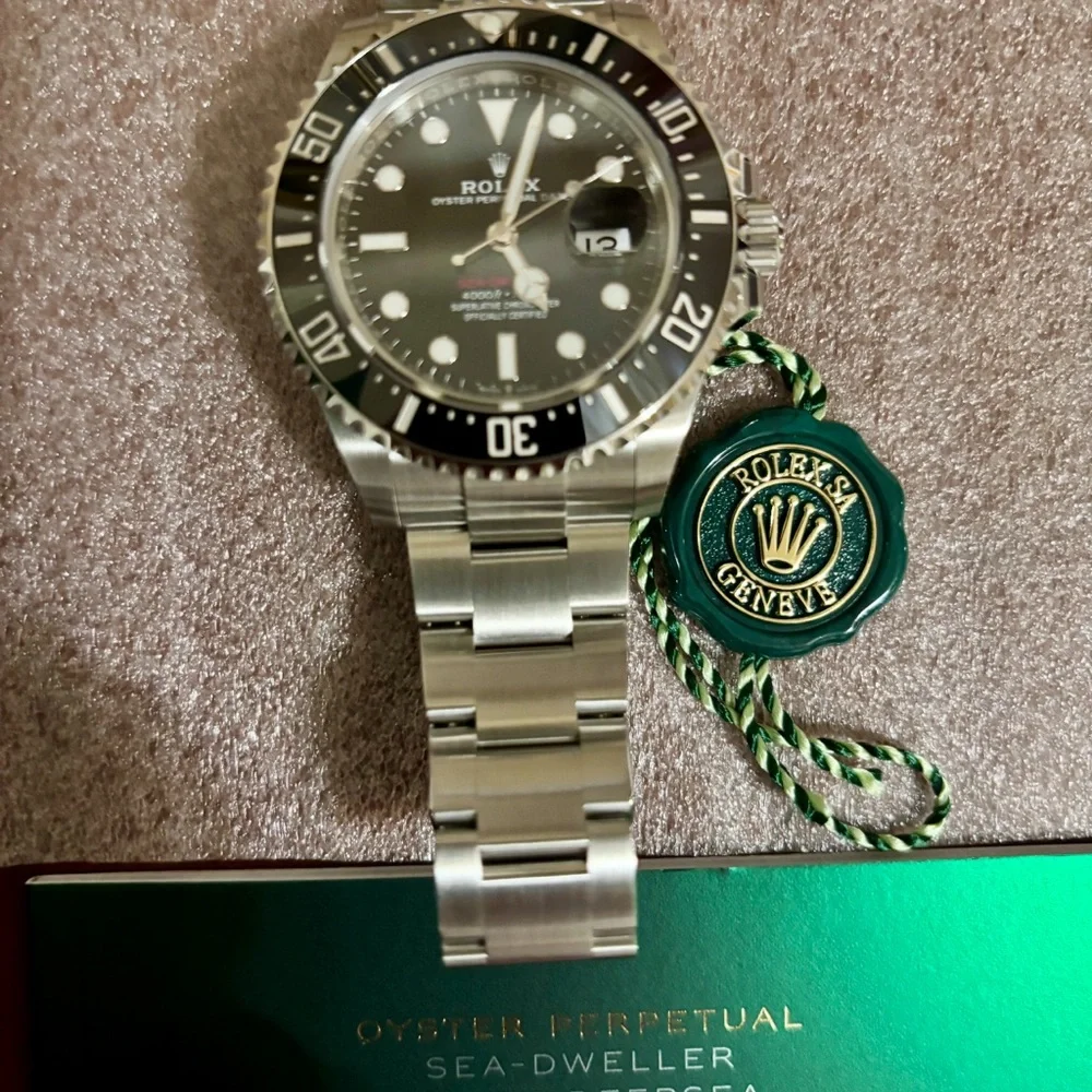 NWT Rolex Sea-Dweller 43 mm - Picture 2 of 6